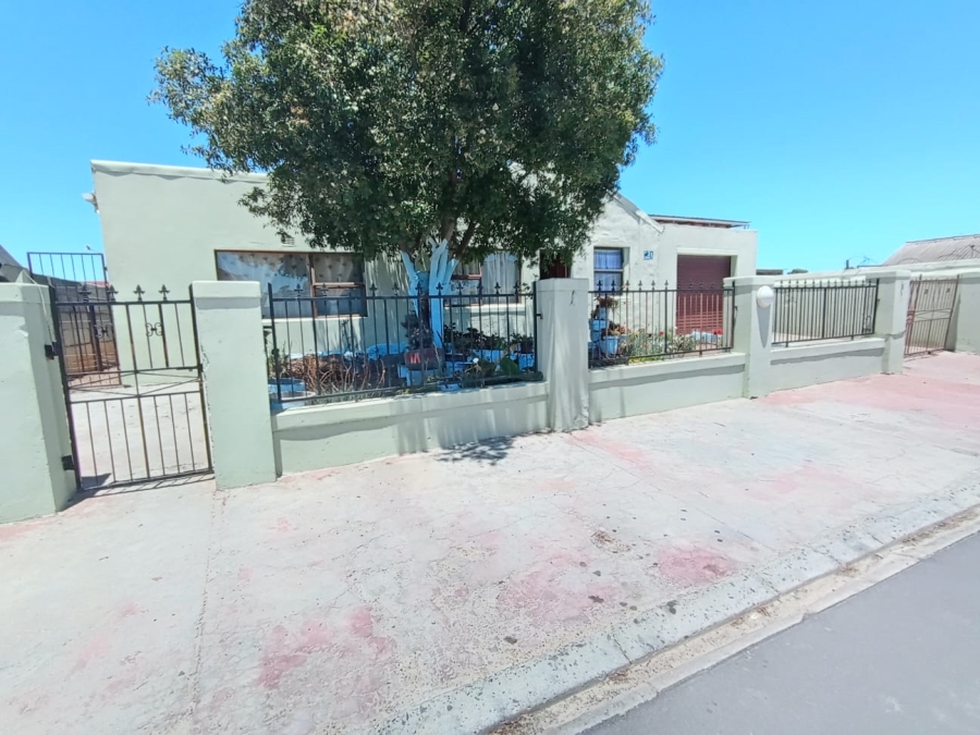 3 Bedroom Property for Sale in Silwood Heights Western Cape